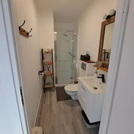 Bursztynowa 1 Guest house