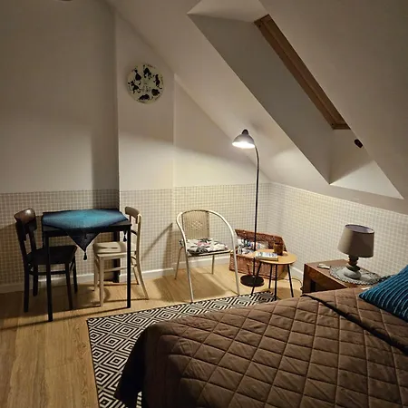 Bursztynowa 1
