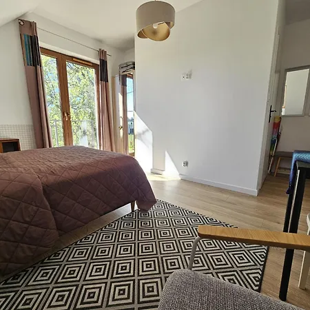 Bursztynowa 1 Guest house