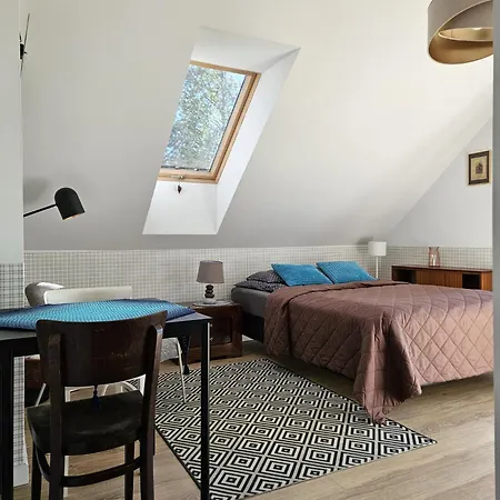 Bursztynowa 1 Konukevi 3*