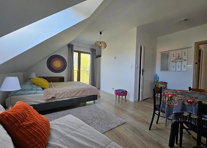 Pensjonat Bursztynowa 1 3*